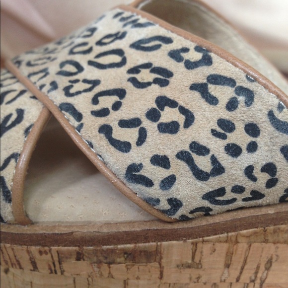 NWT Reba Suede Leopard Cork Wedges - Picture 6 of 8
